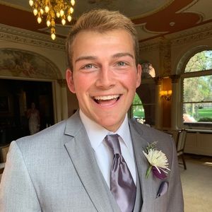 Meet your Posher, Peyton